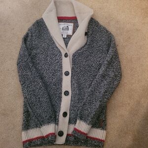 Roots cabin sweater
